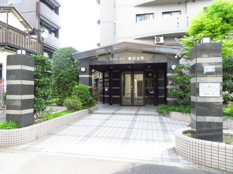 エントランスホール