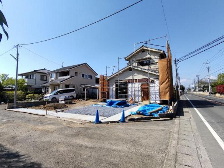外観写真 価格には消費税、リフォーム費用を含みます。リフォーム中でもご案内可能。内覧希望の方はお電話ください。