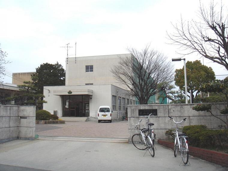 中学校