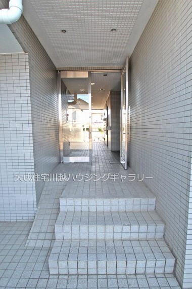エントランスホール エントランス 現地写真2020.12.8撮影