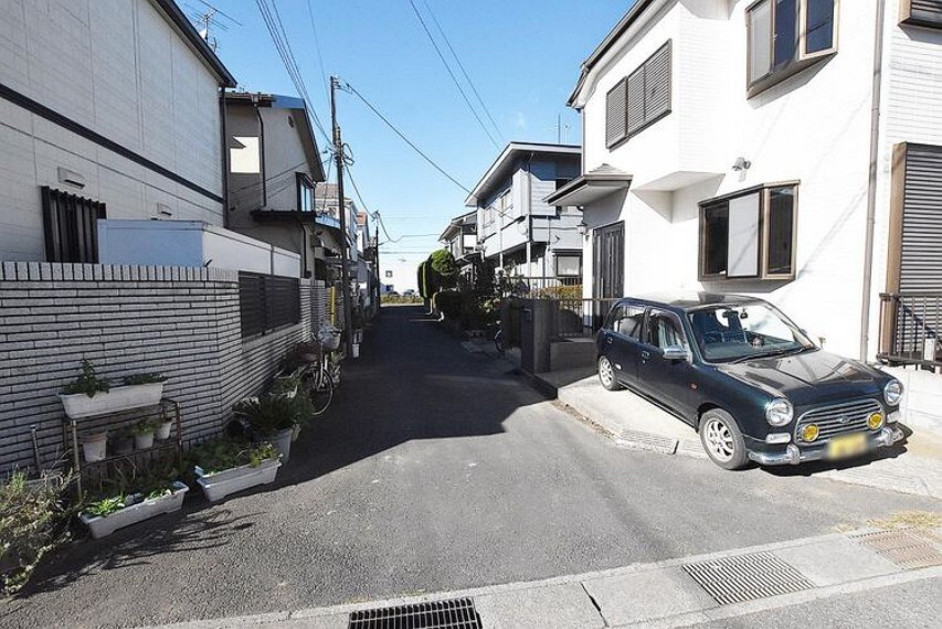 外観写真 前面道路