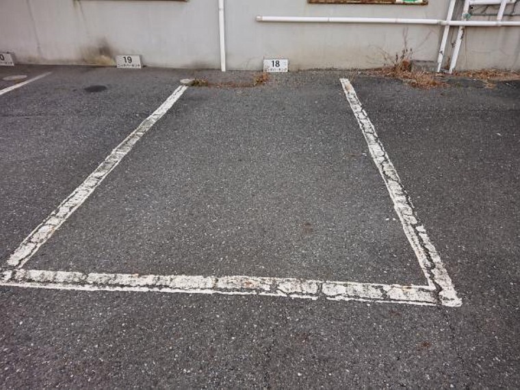 駐車場 【近隣駐車場】敷地外に駐車場を確保しています。約80m(徒歩1分)です。(月5000円/2021年4月現在)