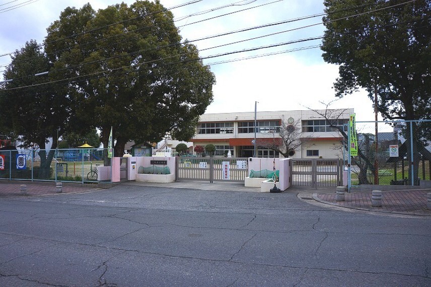 幼稚園・保育園 市立飛鳥幼稚園まで850m 徒歩11分
