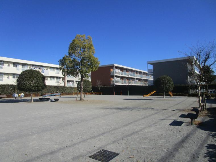 公園 神田なかよし広場