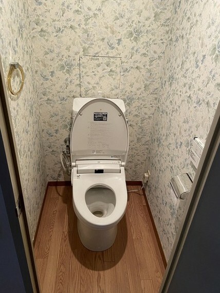 トイレ トイレは1階と2階に2か所あり