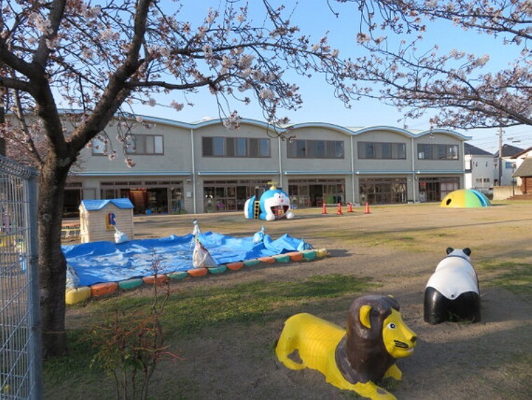 幼稚園・保育園 こじか幼稚園まで徒歩約8分。(約600m)