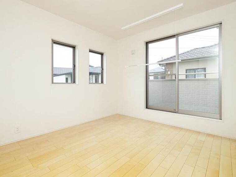 同仕様写真(内観) \同仕様写真/こちらのお部屋はバルニコーに面しており、日当たり、通風ともに良好です!お布団などもサッと干せて便利ですね!
