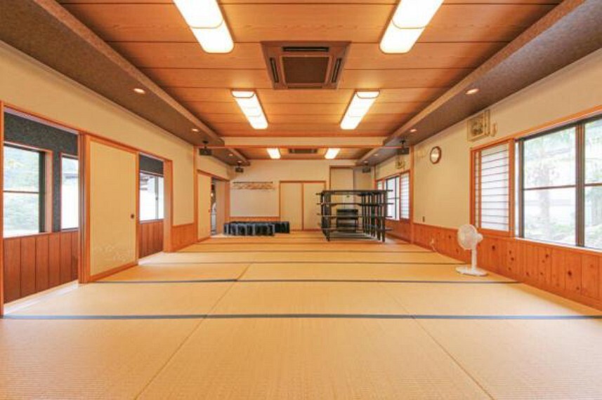 和室 大広間は合計27帖の大空間。宴会などもできる広さです。