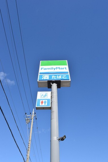コンビニ ファミリーマート清洲上条店