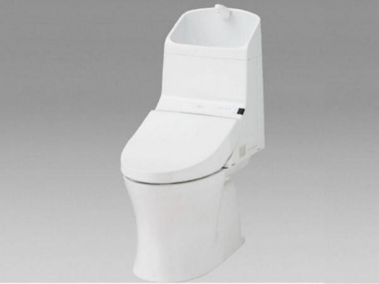 専用部・室内写真 【同仕様写真】トイレはTOTO製の温水洗浄機能付きに新品交換します。表面は凹凸がないため汚れが付きにくく、継ぎ目のない形状でお手入れが簡単です。節水機能付きなのでお財布にも優しいですね。