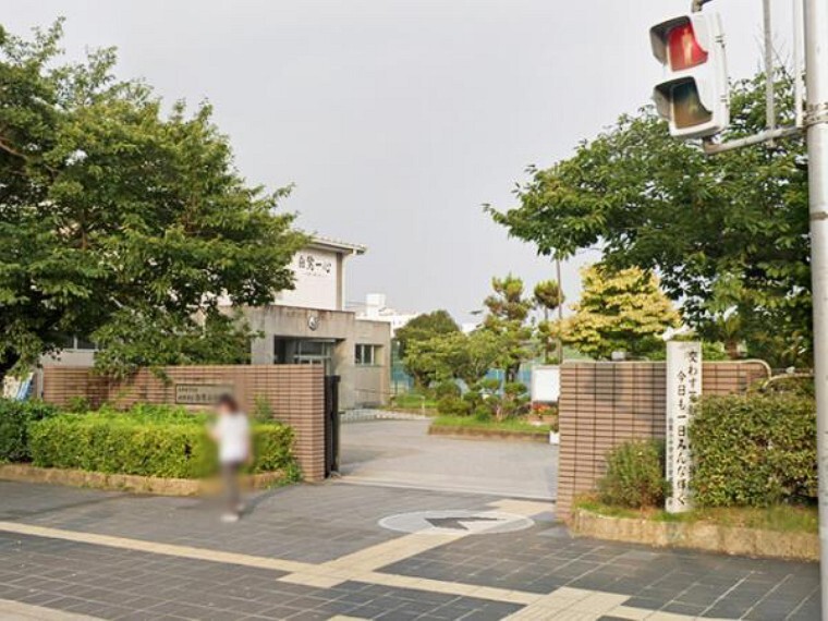 中学校 白鷺中学校