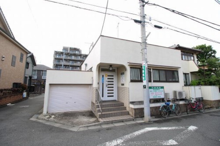病院 【内科】花島医院まで457m