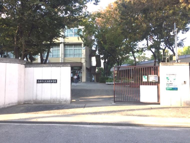 中学校 尼崎市立武庫東中学校まで988m