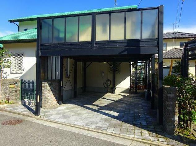 駐車場 屋根付きで愛車にもおすすめ。