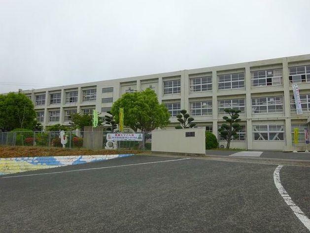 小学校 福津市立神輿小学校