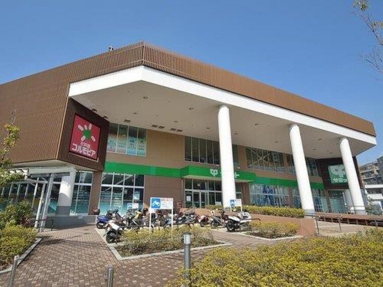 スーパー サミット横浜岡野店