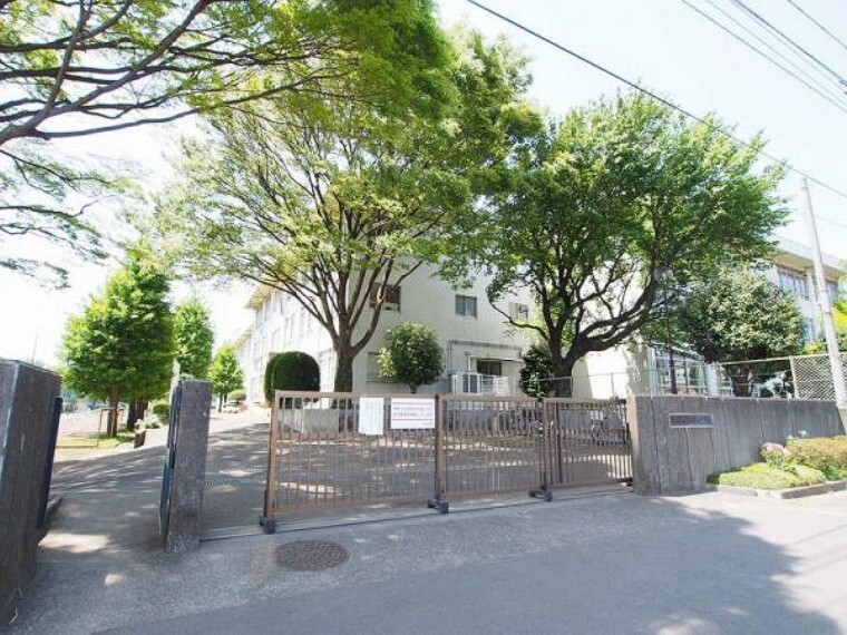 小学校 相模台小学校まで約1200m