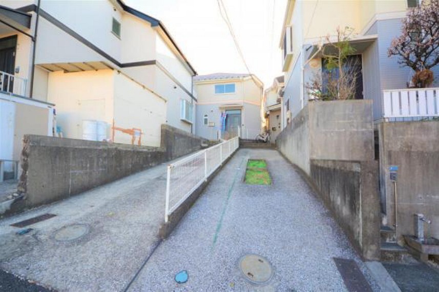 現況写真 閑静な住宅街の中古リフォーム住宅