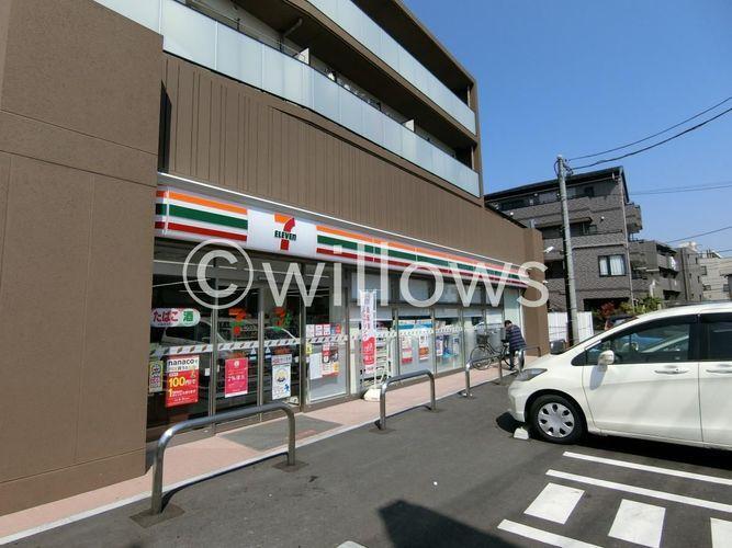 コンビニ セブンイレブン川崎神地店 徒歩3分。