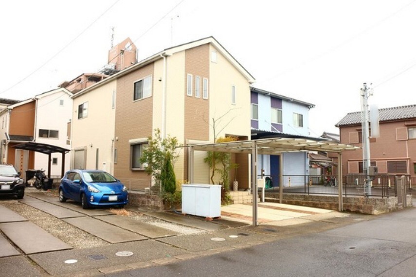 外観写真 ナチュラルカラーが柔らかな印象の外観。