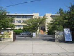 中学校 【中学校】京田辺市立培良中学校まで813m