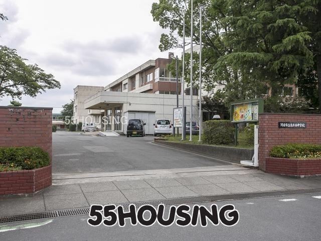 中学校 鴻巣市立鴻巣西中学校 徒歩6分。