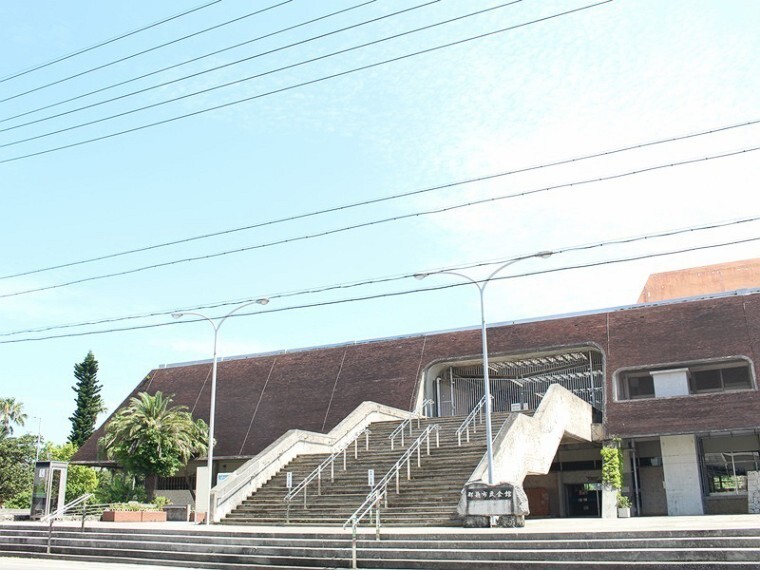 周辺の街並み 那覇市民会館