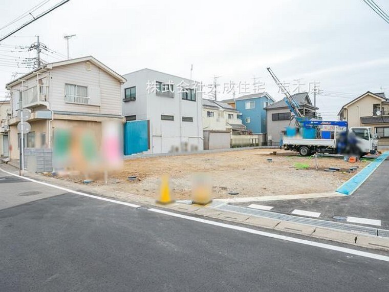 現況外観写真 2021年4月全4棟完成予定。これから建築スタート^^ 現地写真2021年1月撮影(更地)