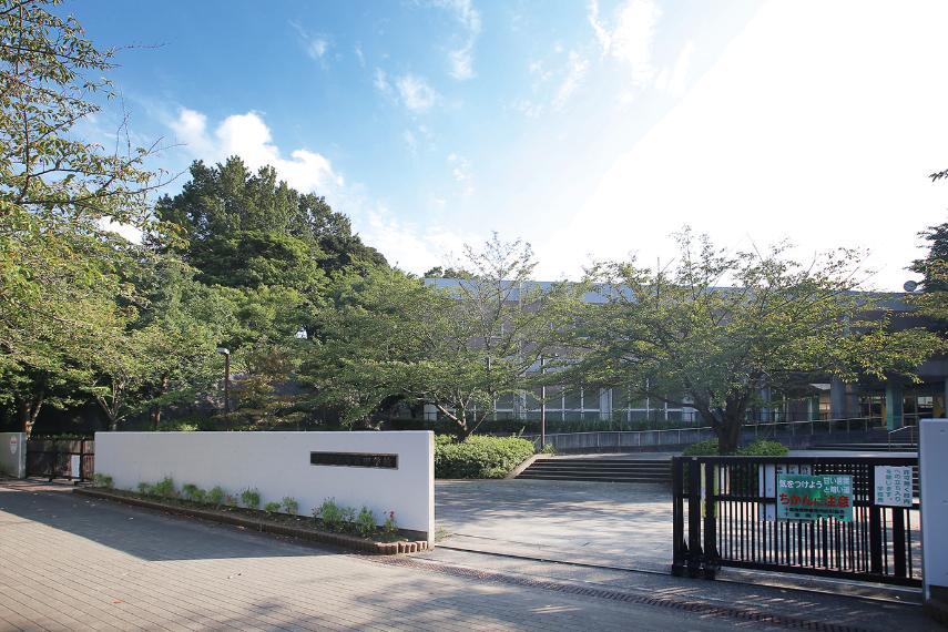 中学校 有吉中学校