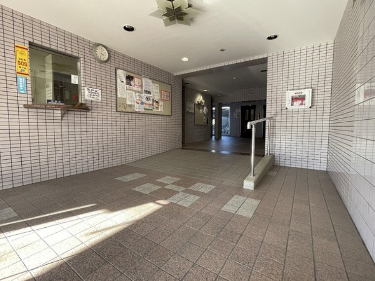 エントランスホール 整備されたエントランス