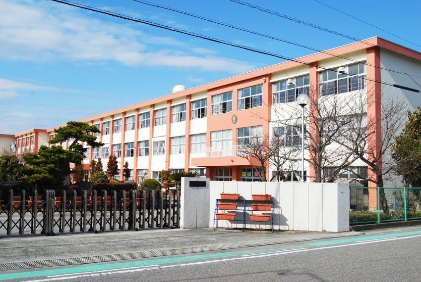 小学校 中央小学校