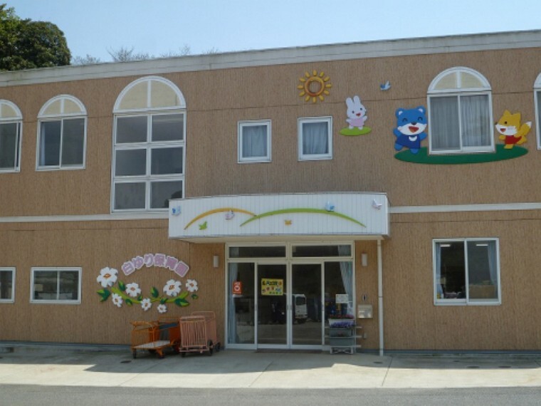 幼稚園・保育園 (白ゆり保育園)徒歩31分