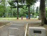 公園 千草台公園 谷本小学校に隣接しており、千草台公園プールがあります。水飲み、ベンチ、トイレ、砂場、健康遊具、ブランコ、鉄棒があります。