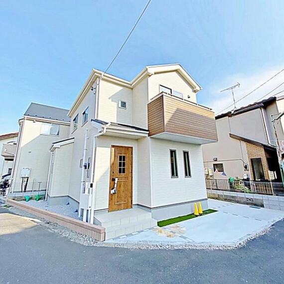 現況外観写真 【本物件売主施工例】建物外観