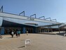 JR山陽本線「加古川駅」まで徒歩約11分（約880m） 新快速の停車駅です。駅前にはヤマトヤシキがあります。東京行きの高速バスのバス停もあり乗り換えも便利です。