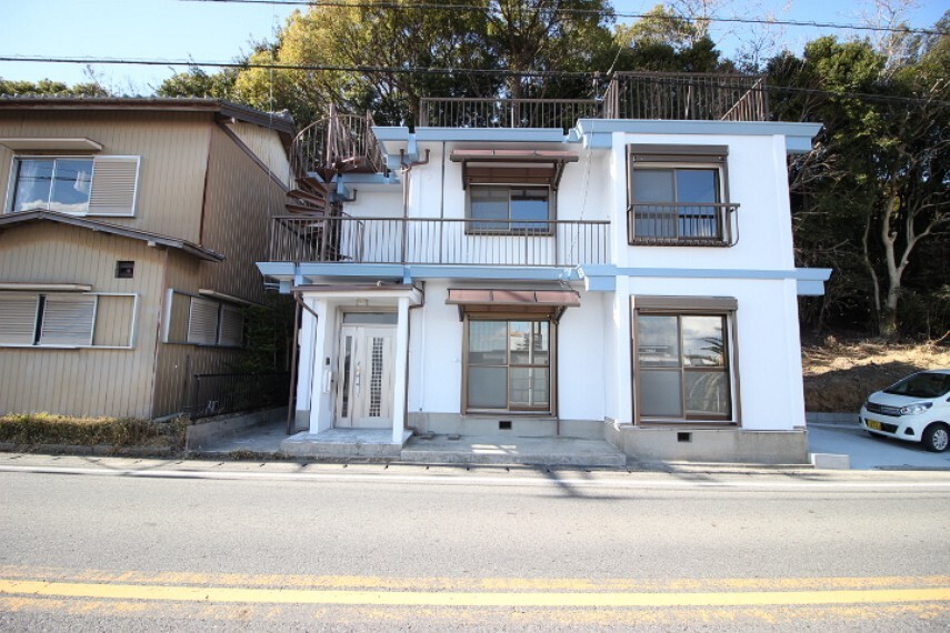 外観写真 【令和3年1月フルリフォーム完了】 キレイに生まれ変わりました!ぜひ現地でご覧になってください