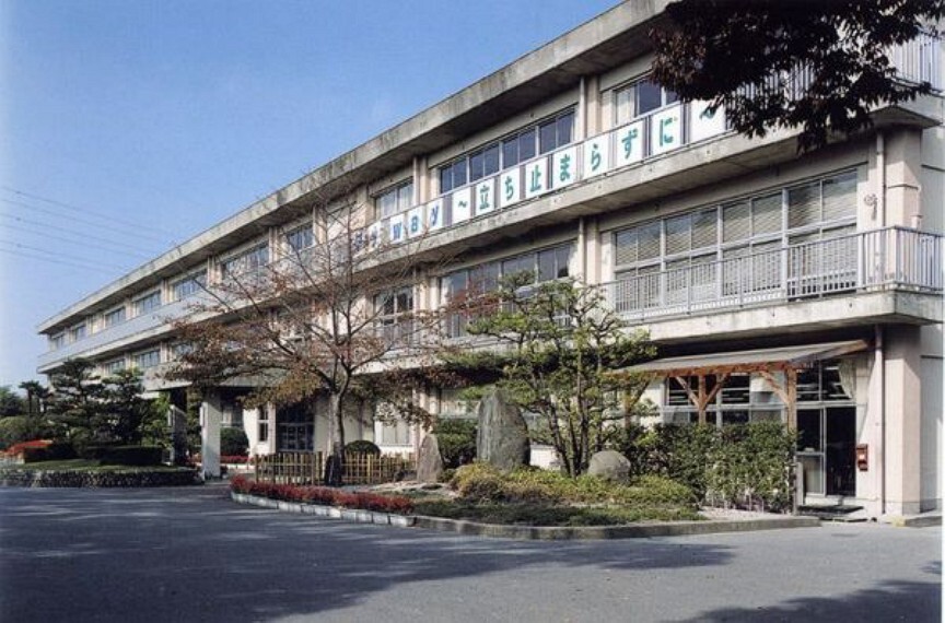 中学校 安城市立東山中学校