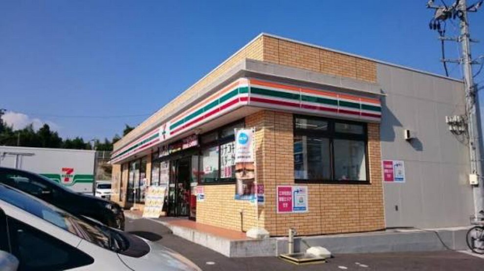 コンビニ セブンイレブン 広島石内店