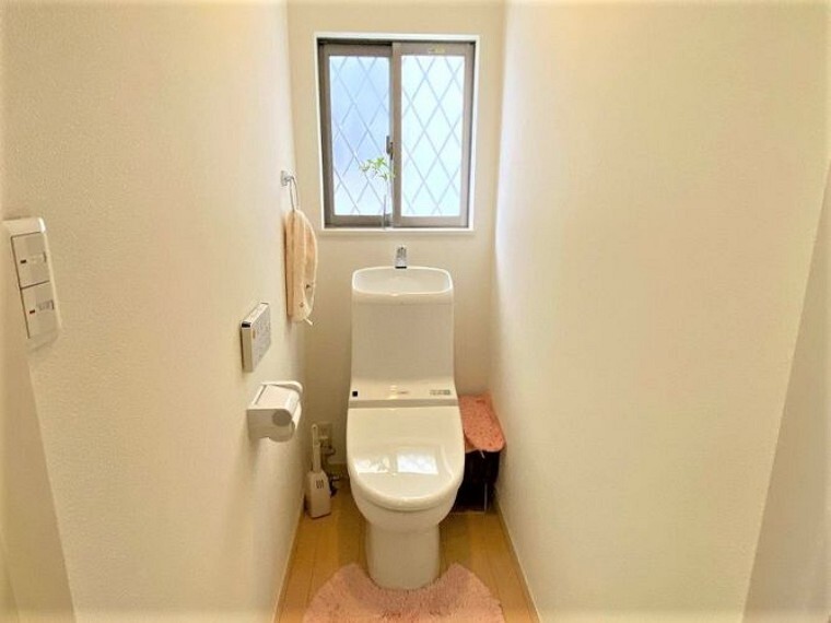 トイレ トイレは1階と2階にございます 混み合う時間帯でも安心ですね