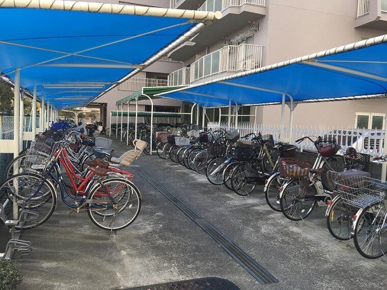 外観・現況 駐輪場