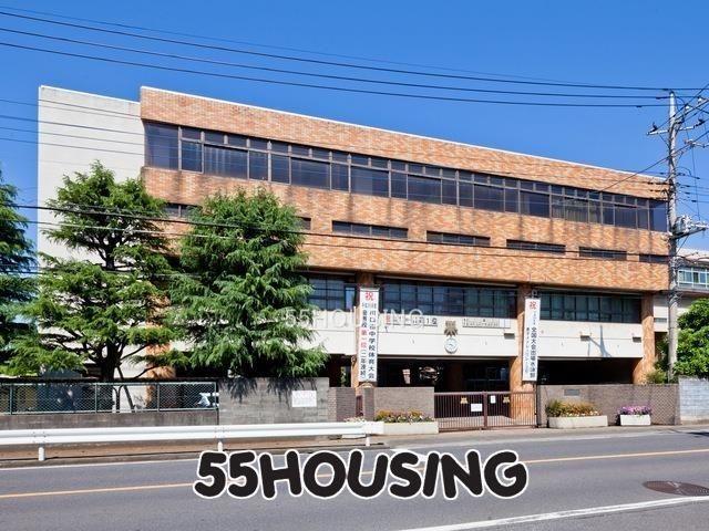 中学校 川口市立上青木中学校 徒歩11分。