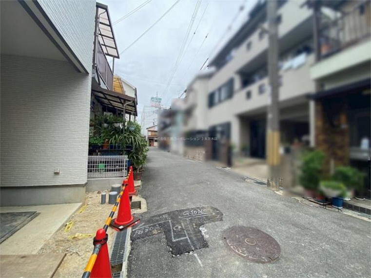 現況写真 通り抜けの無い前面道路です