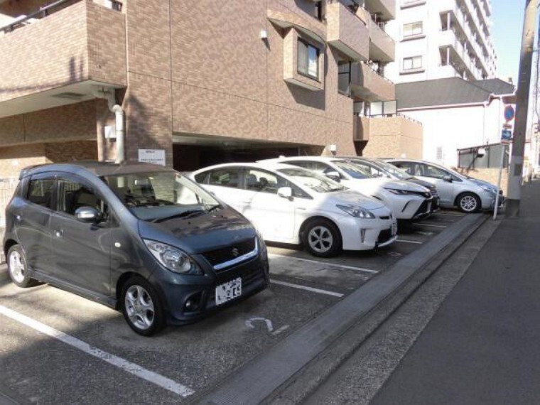 敷地内駐車場 駐車場
