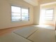 日差しを取り込みやすい2面採光の和室2。毎日の生活も明るくなりそうですね。