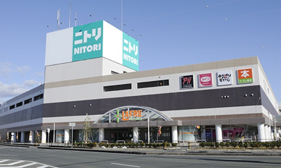 ショッピングセンター 【ショッピングセンター】ラフレ初生まで1045m