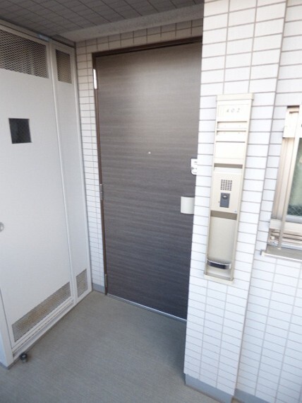 玄関 玄関 (2021年3月)