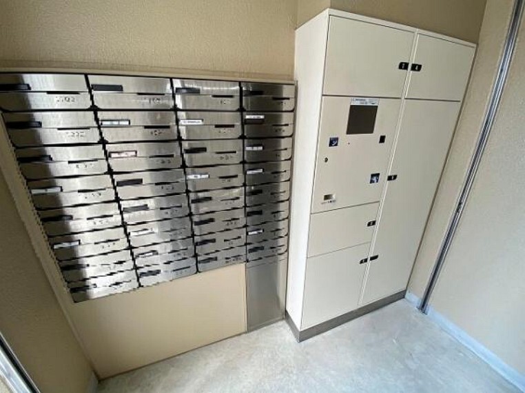 宅配ボックス 留守時も荷物の受け取りができる宅配ボックス完備