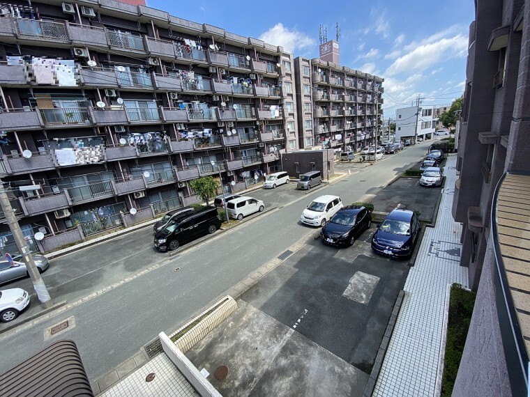 駐車場 駐車場(敷地外)月額5,500円(税込)確保済みです!