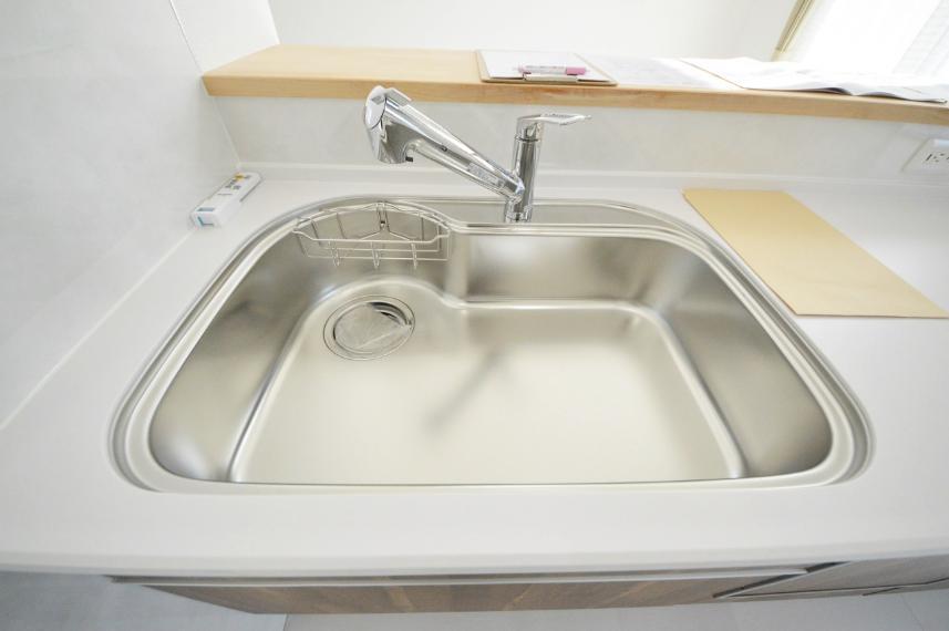 キッチン 浄水器機能付きシンク