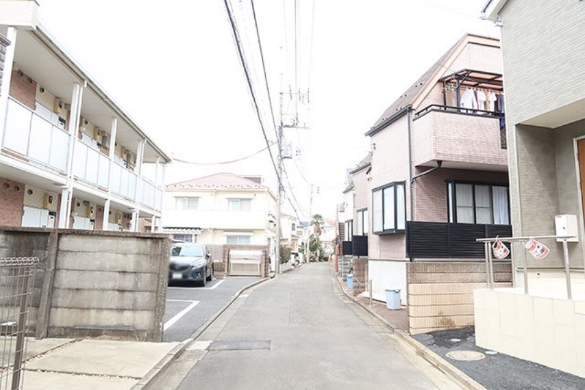 外観・現況 前面道路